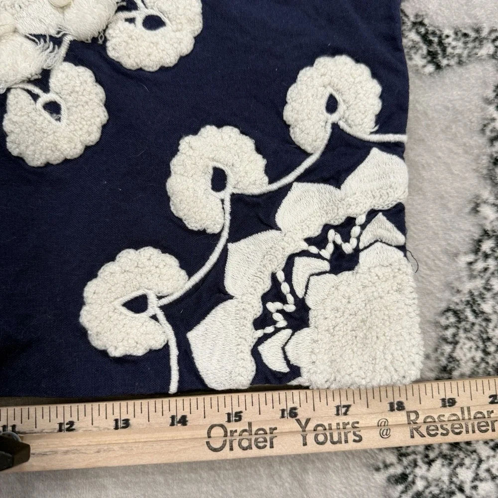 Pottery Barn Set Of 2 Navy Ivory Embroidered Floral Medallion Throw Covers 20X20